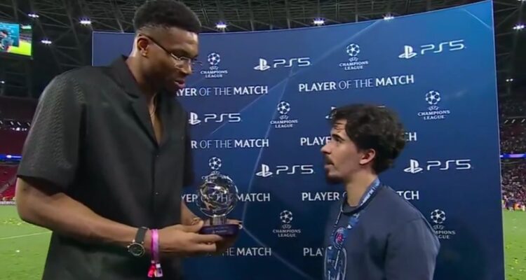 Vitinha fue el MVP de la final de Champions League. Y el trofeo se lo entregó Giannis Antetokounmpo.