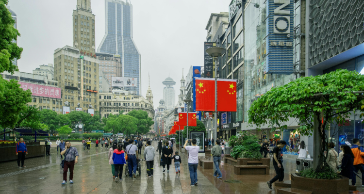 "Ya no es sostenible": Europa confirma que estudia endurecer sus relaciones comerciales con China