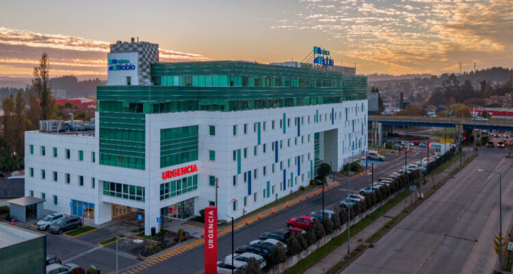 Clínica Biobío cumple 25 años: proyecta ampliar medicina de alta complejidad en el sur de Chile