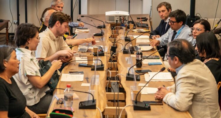 CMN agiliza permisos para proyectos de Collahuasi, Línea 9 del Metro y Tren Santiago-Batuco