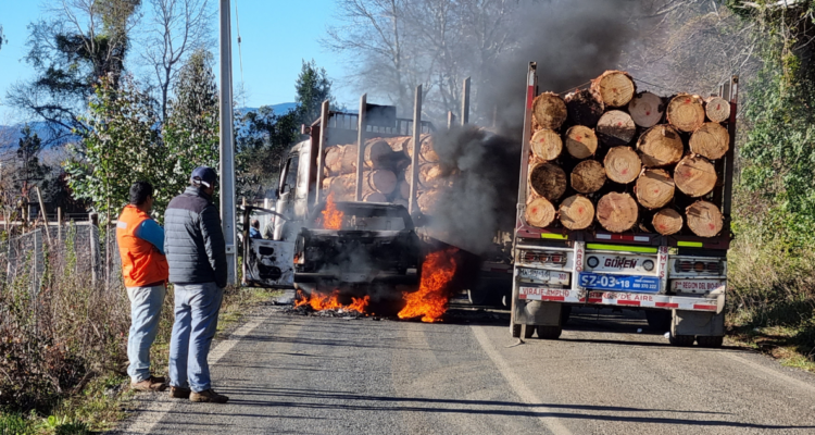 Exdelegado Toro acusa vínculos entre empresarios de derecha y grupos radicales en provincia de Arauco