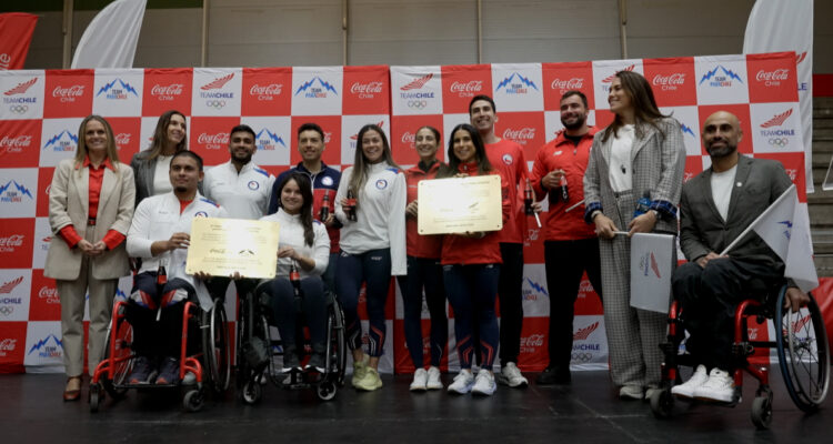 Nuevos embajadores y placas conmemorativas: Coca-Cola Chile renovó su alianza con deportistas chilenos