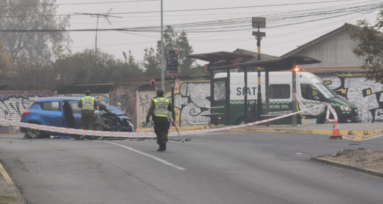 Conductor falleció tras chocar contra una barrera de contención en Maipú