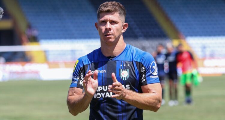 Cris Martínez Huachipato