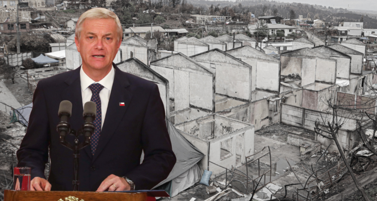 Presidente José Antonio Kast y viviendas destruidas tras incendios, las que deberán ser reconstruidas.