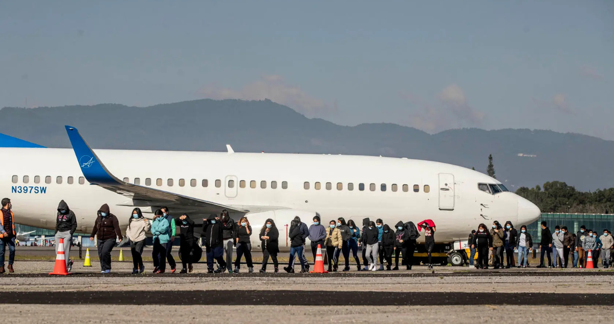 Imagen de archivo de personas deportadas procedentes de EEUU