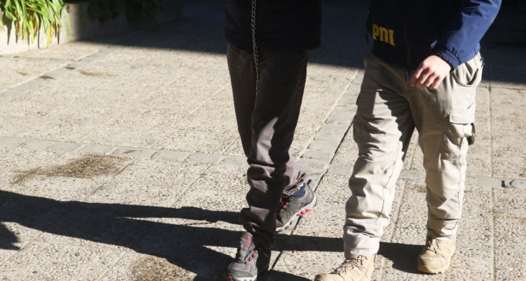 Detienen a hombre buscado por violación de menor en Nacimiento: permaneció prófugo por nueve años