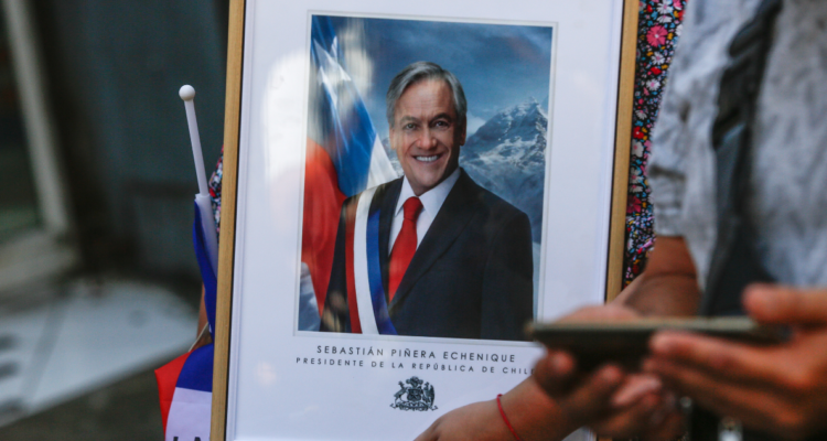 Ya es ley: Diario Oficial publica norma para erigir monumento a expresidente Piñera frente a La Moneda
