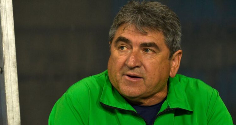 Emiliano Astorga deja Puerto Montt pese a correcta campaña: fue insultado por hinchas tras derrota