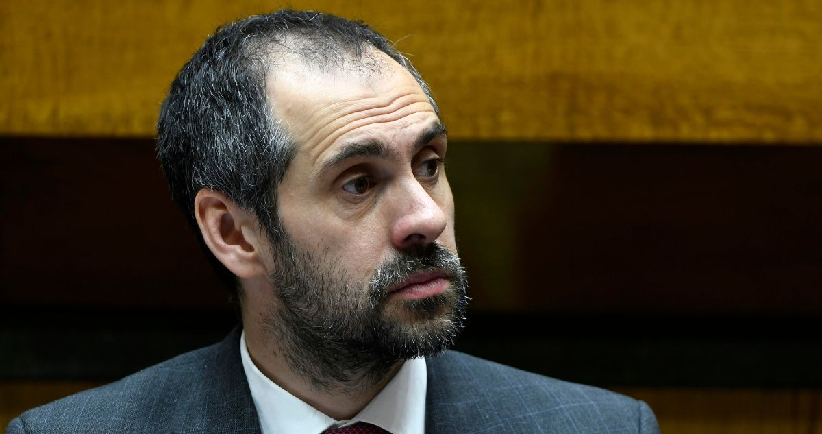 Oficialismo anuncia AC contra exministro Grau por eventual error en proyección de deuda