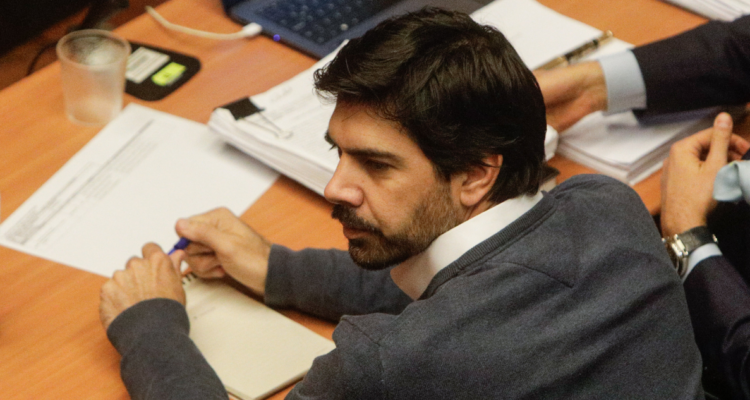 Fiscalía pide prisión preventiva para exdiputado Lavín León y su asesor de confianza