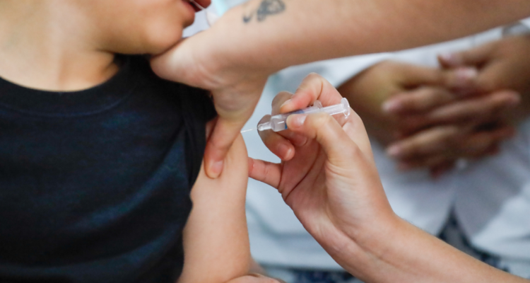 Cerca del 52% de adultos mayores se han vacunado contra la influenza en La Araucanía