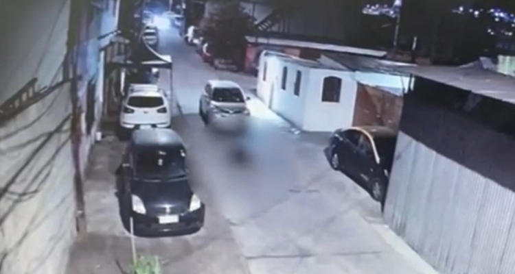 Mujer que conducía ebria queda en prisión preventiva tras atropellar y matar a hombre en Iquique