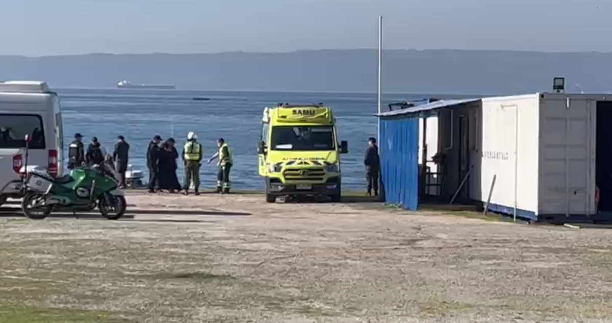Un tripulante muerto y 3 sobrevivientes deja naufragio de lancha en Talcahuano: uno en riesgo vital