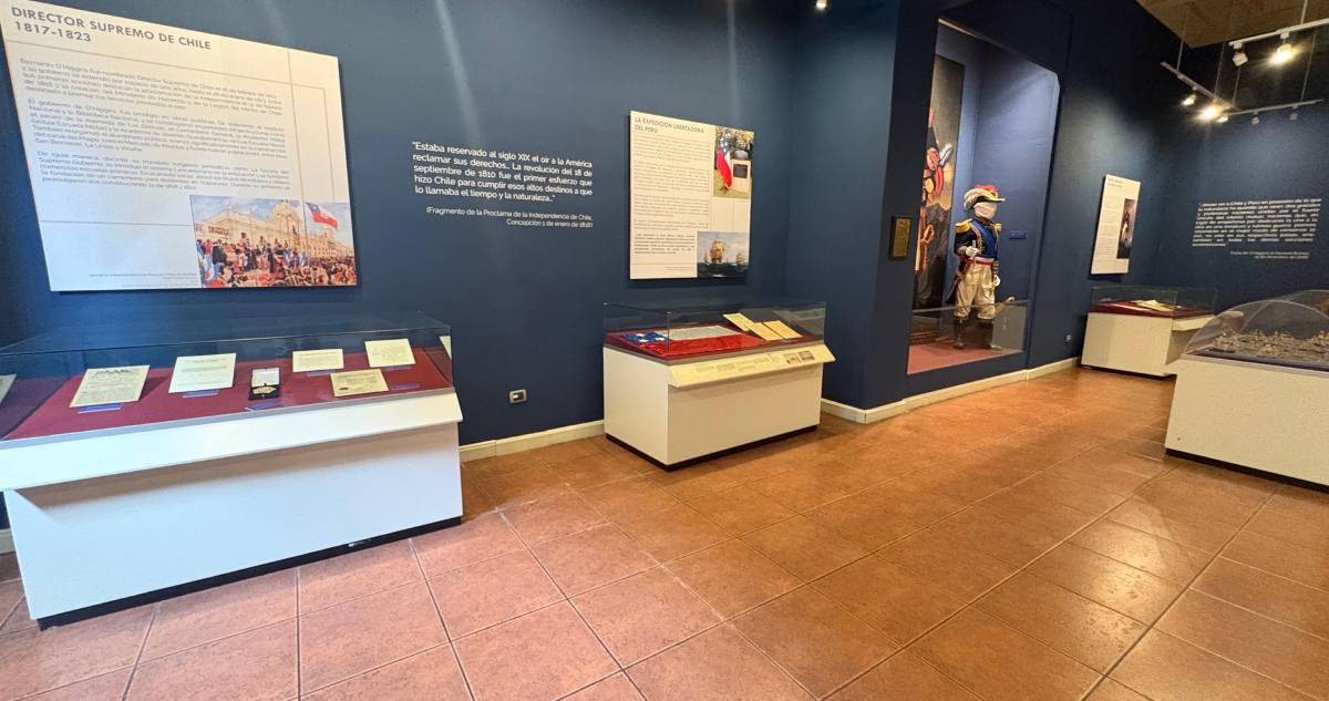 Interior de la sala especial que guarda la memoria de Bernardo O'Higgins - Wilmer Crespo