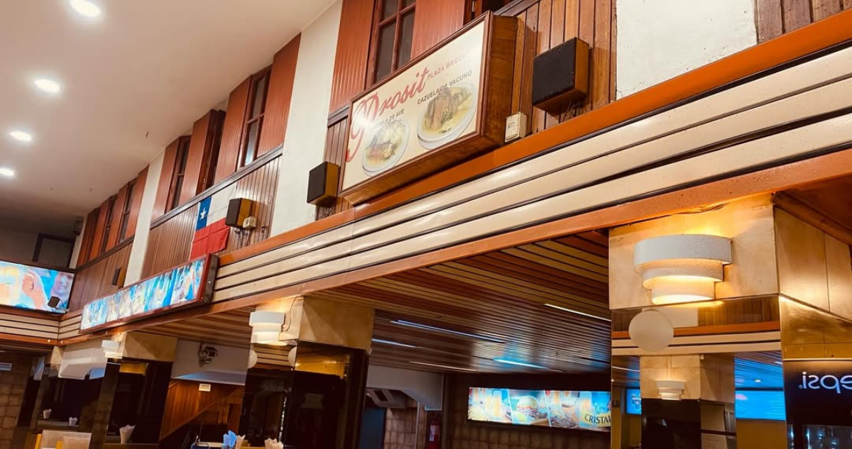 Fuente de soda de Plaza Baquedano baja su cortina y se despide tras casi 40 años de trayectoria
