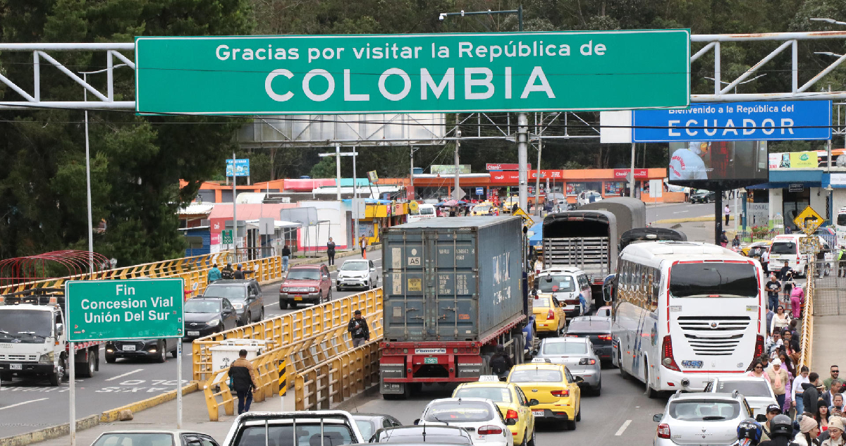 Ecuador reducirá su tasa impuesta contra Colombia a solo cuatro días de regir el 100% de arancel