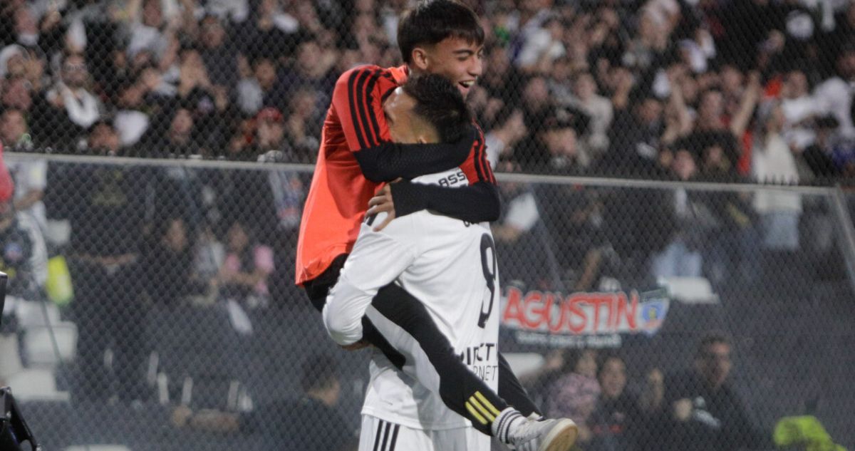 Javier Correa celebró goles con su hijo… y árbitro lo expulsó.
