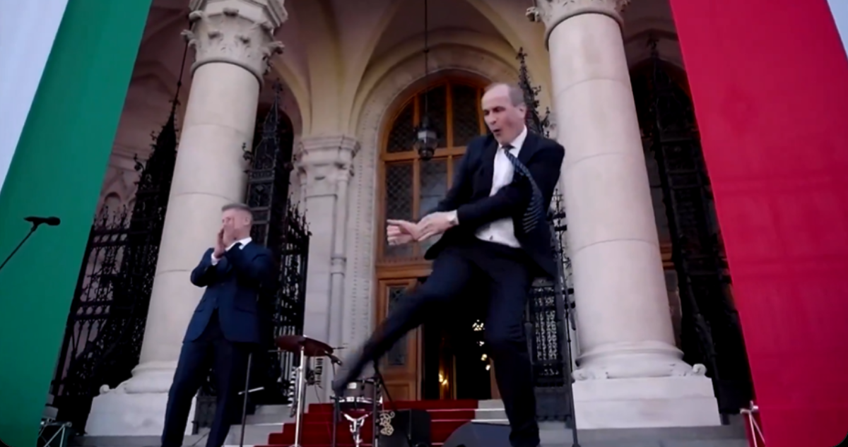 ministro bailando