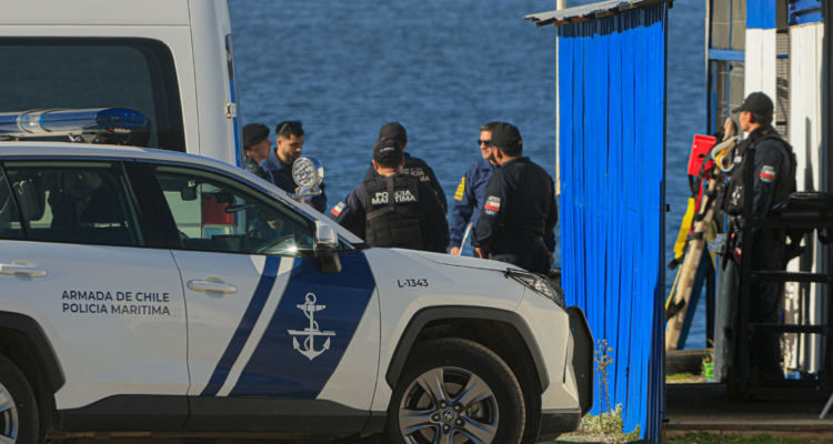 Identifican a los dos fallecidos tras naufragio de lancha en Talcahuano: Fiscalía indaga sobrecarga
