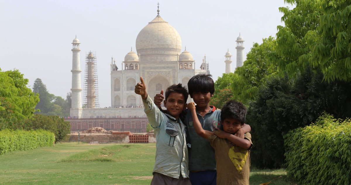 En India, el país más poblado del mundo, empezarán a pagar a quienes tengan un tercer o cuarto hijo