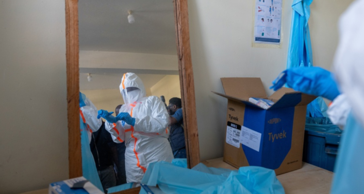 Investigan dos casos sospechosos de ébola en Brasil