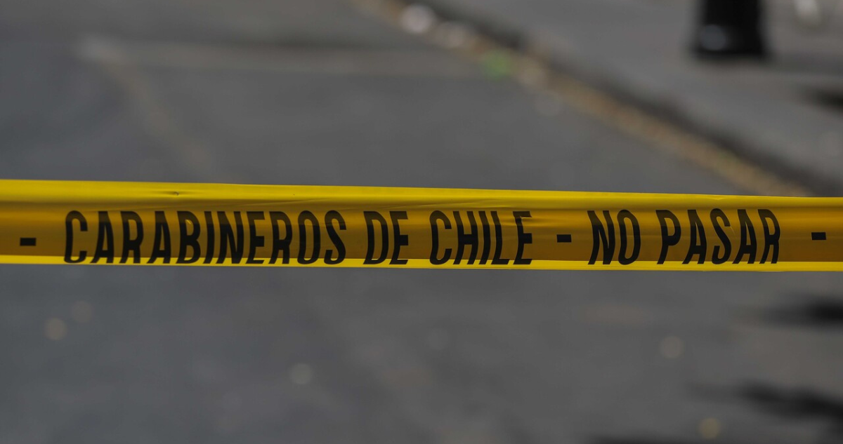 Investigan muerte de joven de 20 años en Quellón: fue hallado con múltiples lesiones en la vía pública