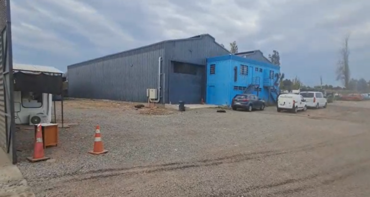 Investigan violento robo en empresa de La Pintana: sustrajeron maquinaria avaluada en $615 millones