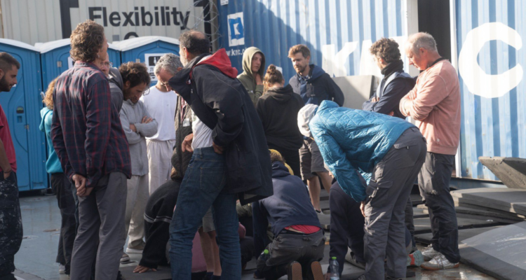 Activistas capturados que estarían en Grecia.