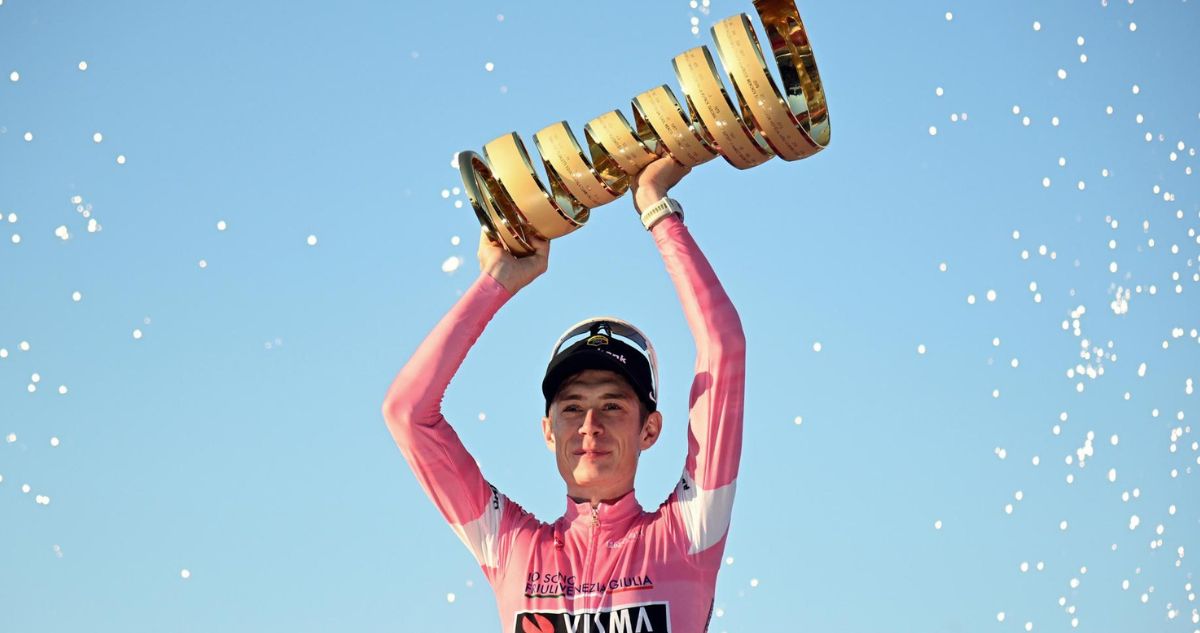 Jonas Vingegaard confirmó su dominio con triunfo en el Giro de Italia.