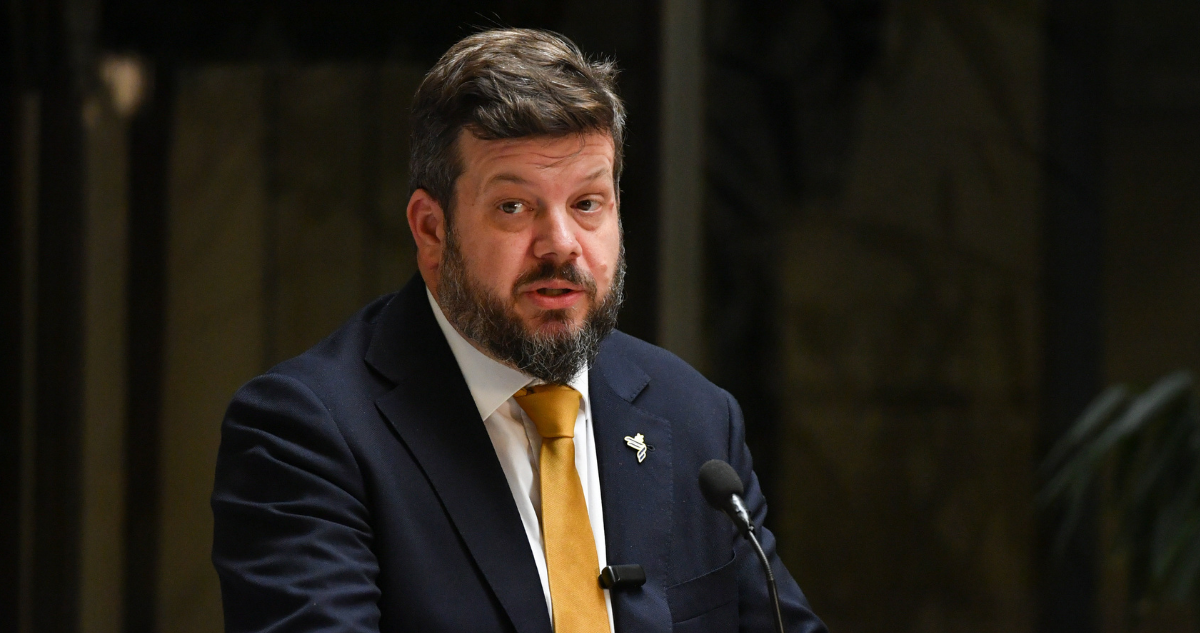 Kaiser aumenta presión del PNL por indultos: “Espero que no lleguen después de los funerales”