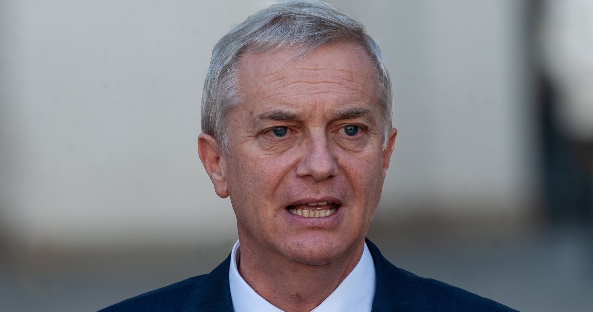 Criteria: aprobación de presidente Kast sube 2 puntos pese a que desaprobación llega a máxima de 53%