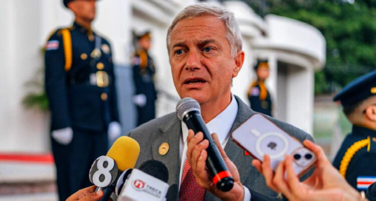Kast respalda dichos de Quiroz y no descarta gobernar por decreto ante eventual freno de megarreforma