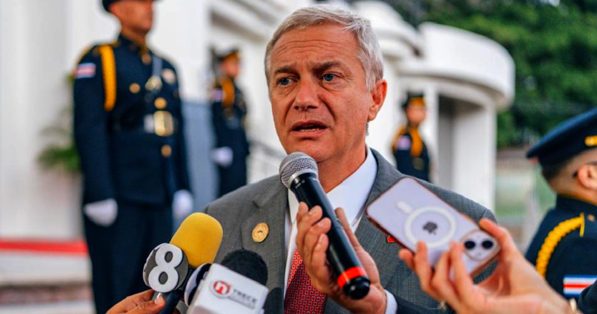 Kast respalda dichos de Quiroz y no descarta gobernar por decreto ante eventual freno de megarreforma