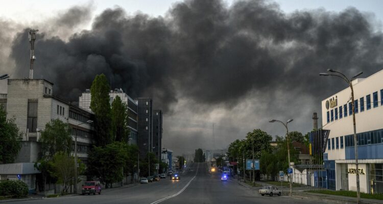 Ataque ruso en Kiev, Ucrania, el 14 de mayo de 2026