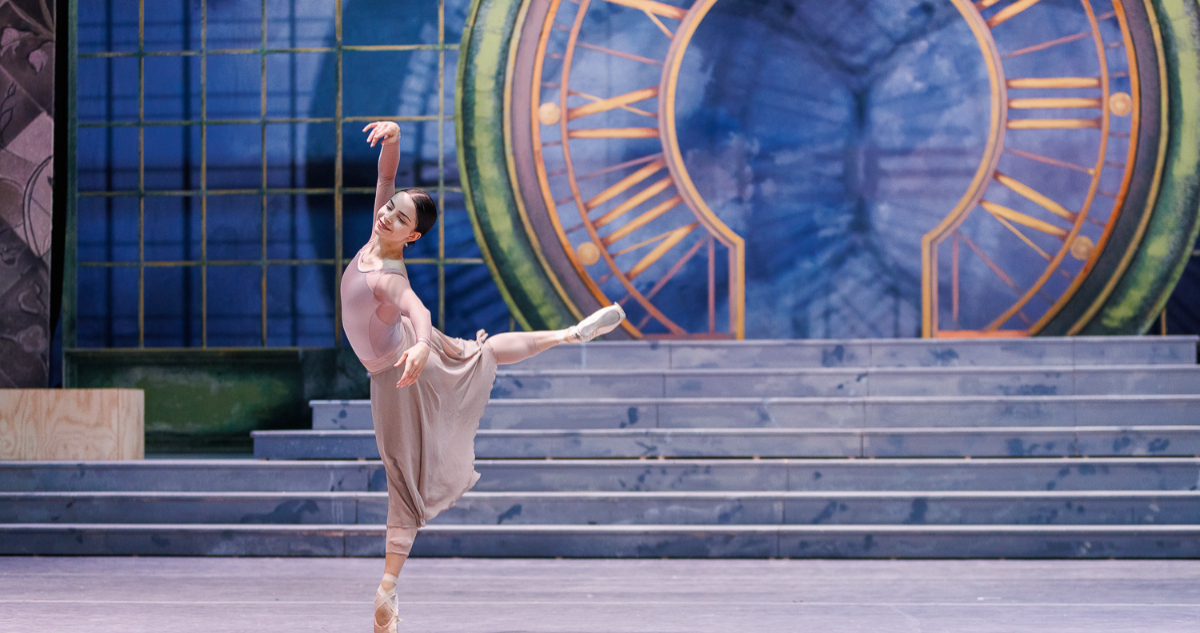 Ballet de Santiago da vida a un clásico: La Cenicienta llega con versión más humana y actual