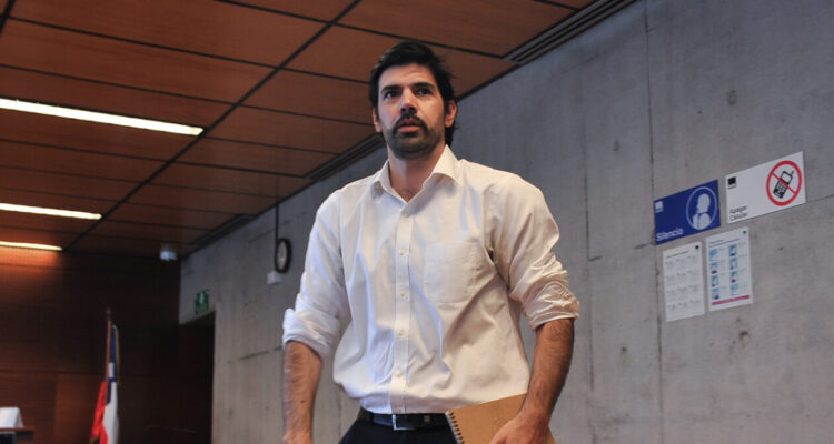 Exdiputado Lavín enfrenta formalización por presunto fraude por más de $100 millones