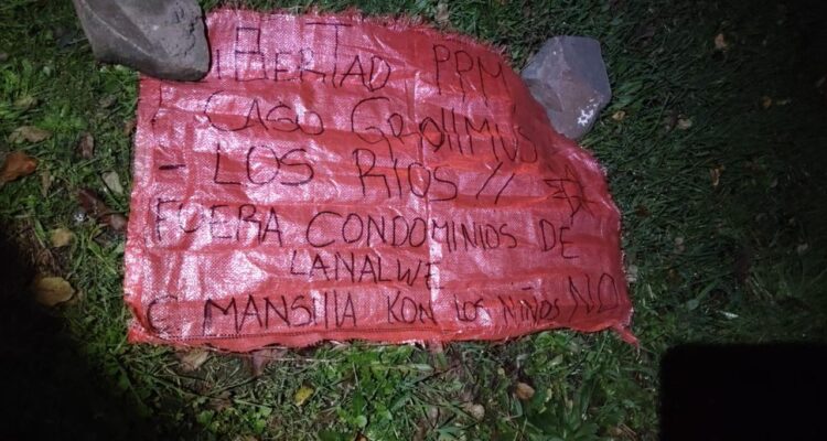 Saco dejado tras ataque incendiario en Contulmo