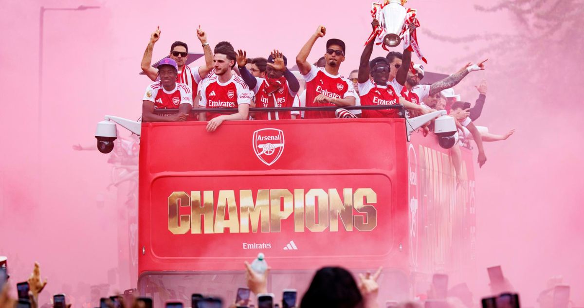 Arsenal fue recibido por un millón y medio de personas en Londres (Inglaterra).