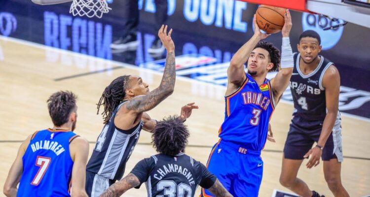 El Thunde recuperó ‘factor cancha’ ante los Spurs tras vencerle de visitante en el tercer partido de la final del Oeste de la NBA