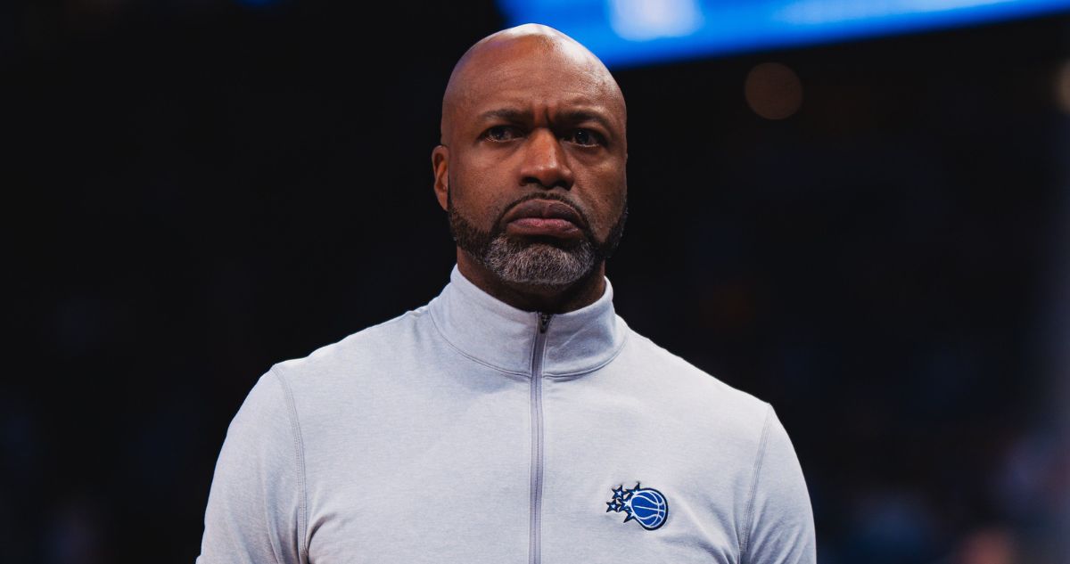 Orlando Magic echó a su entrenador tras dilapidar serie de Playoffs ante Pistons en la NBA.