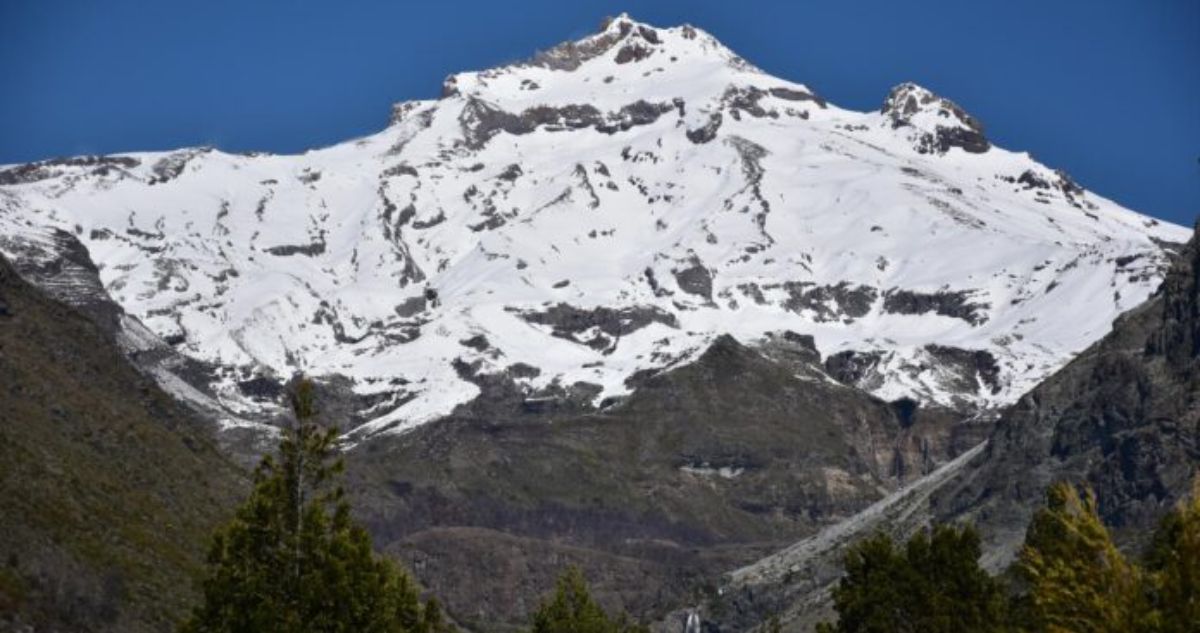 Maule: detectan sismos en Nevado de Longaví y fracturamiento de roca