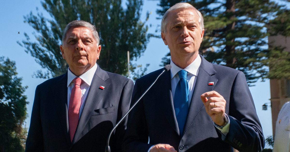 No solo Reconstrucción: Kast cita a cónclave en Cerro Castillo en medio de tensiones oficialistas