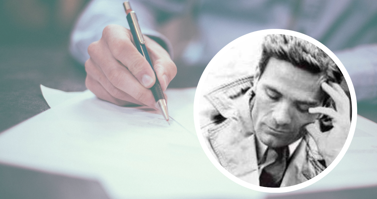 Persona escribiendo a mano. Y foto de Pasolini.
