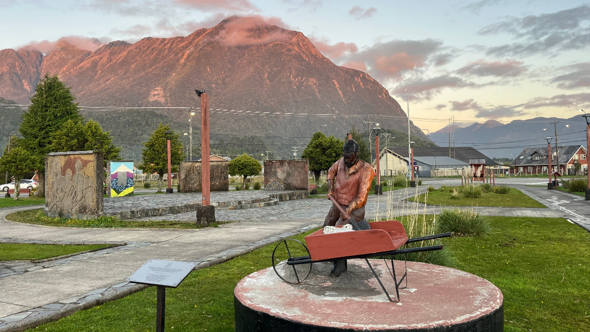 Actual Plaza de Chaitén. Foto de Fernanda del Valle.