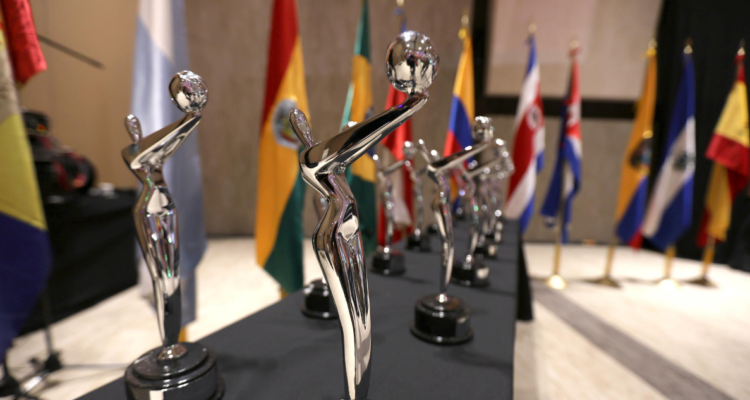 Galardones del premio platino en referencia a los Premios Platino Xcaret 2026
