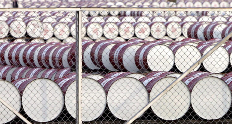 La producción petrolera de la OPEP registra desplome histórico por la guerra y cierre de Ormuz