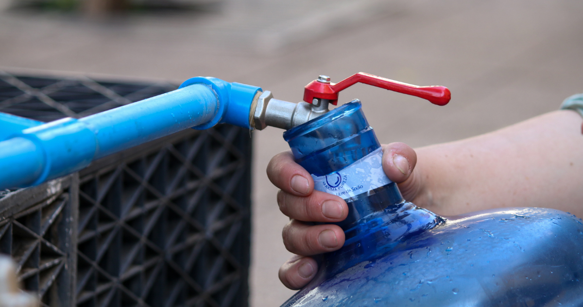 Revisa los puntos de abastecimiento que se dispondrán en 8 comunas de la RM por megacorte de agua