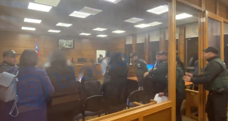 Prisión para 2 adultos e internación provisoria para 3 adolescentes por asesinato de mujer en Coronel