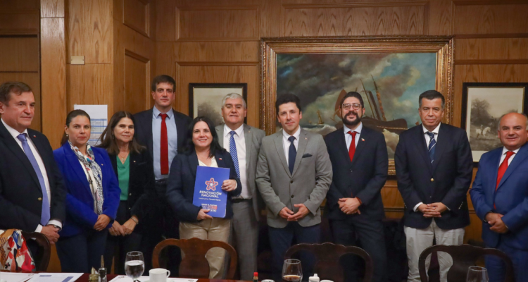 RN le entrega a Steinert documento con 100 medidas de seguridad: ministra asegura que serán estudiadas